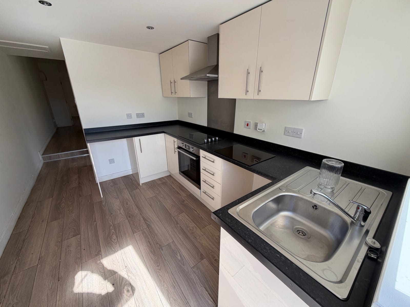 319A Bolton Road, Bury, BL8 2PD — 2
